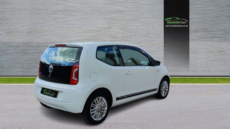 VOLKSWAGEN UP